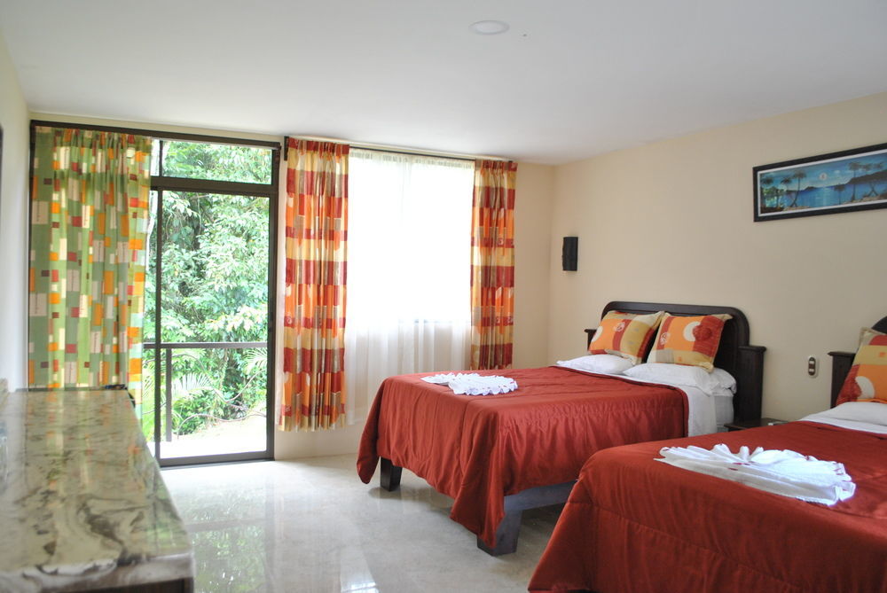 Hotel Las Orquideas La Fortuna 外观 照片