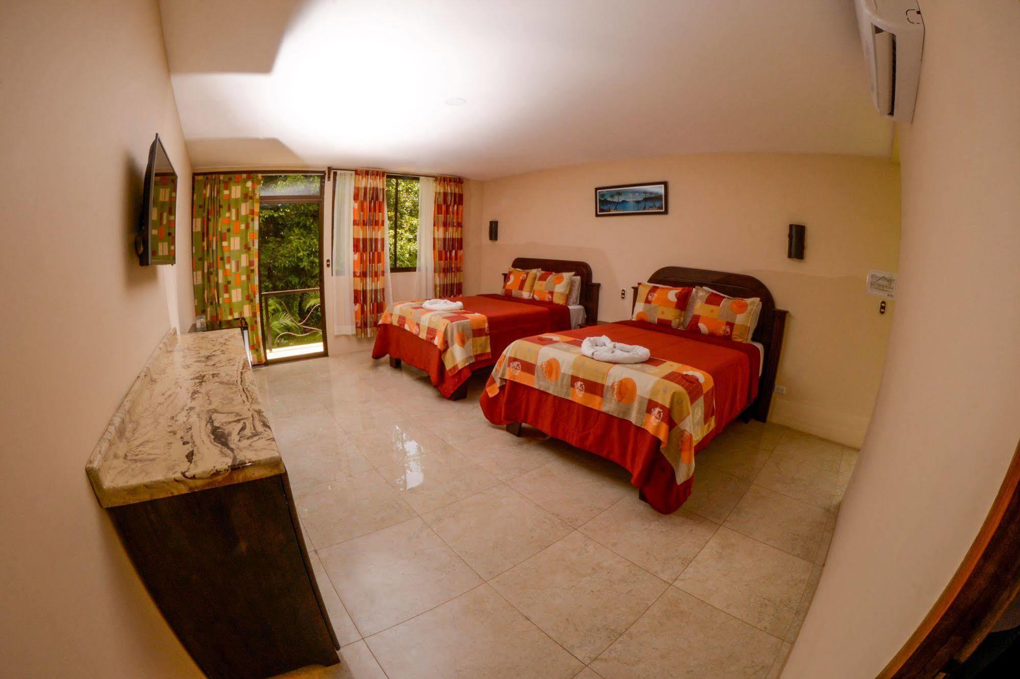 Hotel Las Orquideas La Fortuna 外观 照片